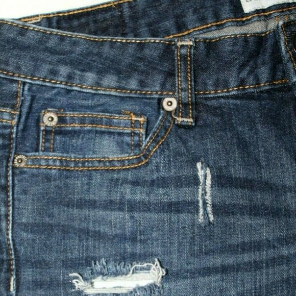 Aeropostale Bayla Skinny 5/6 Cut Off Jean Shorts - Picture 7 of 11